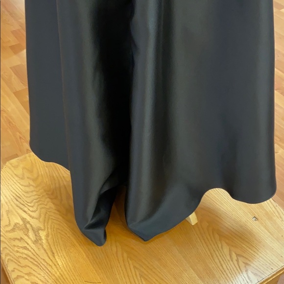 ⭐️SOLD⭐️ black and ivory bridesmaid dress - Picture 6 of 8